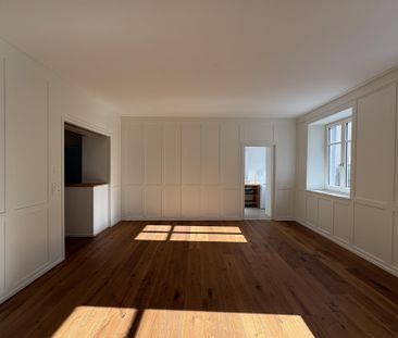 Moderne 2.5 Zimmer Wohnung mit Altbauflair - Photo 1