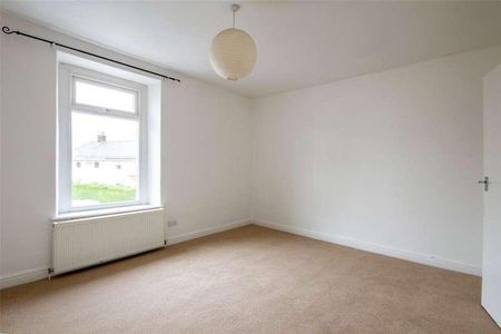 Highfield Road, Carnforth, LA5 - Photo 4