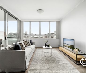 880/33 Hill Road, 2127, Wentworth Point Nsw - Photo 4