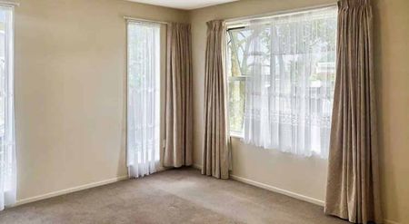 Ideal Family Home in Quiet Location - Photo 4