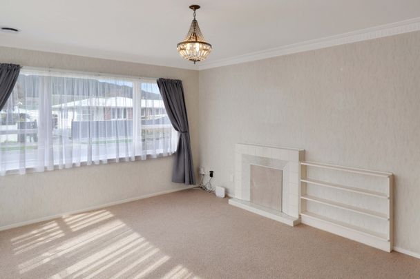 Woburn Living - Photo 1