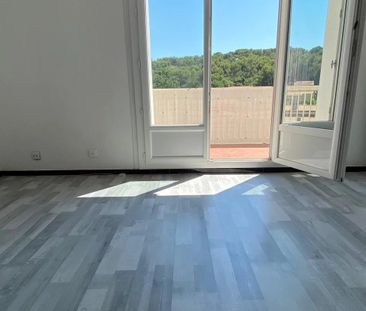 Studio terrasse lumineux en dernier étage - Photo 3