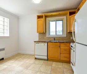 2 rooms apartment of 77m² in Montreal - Photo 2