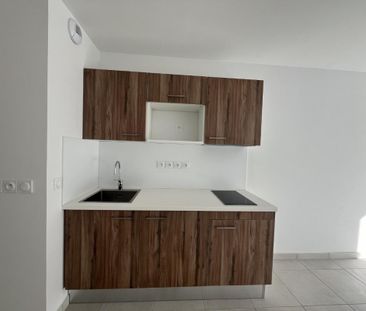 Location Appartement 2 pièces 42m² CHAMBERY 73000 - Photo 2