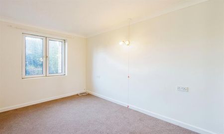 Claremont Court, Campbell Road - Photo 3