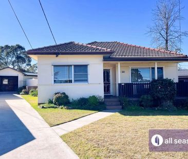 Spacious 4-Bedroom Home in Prime Family-Friendly Location - Photo 5