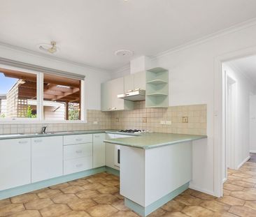 Spacious Family Living with the Luck of Number 8 - Photo 2