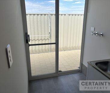 Modern and Stylish Property for Lease in Serene Coastal Suburb of A... - Photo 3