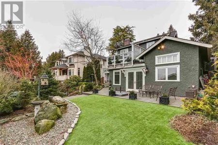 Entire House 2826 W 49TH AVENUE, Vancouver, British Columbia - Photo 5