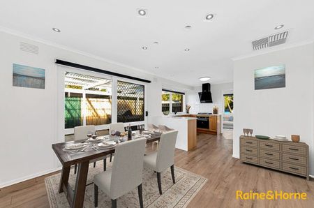Great Family Home - Photo 2