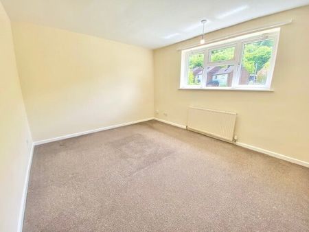 Halton Wood Road, Wendover, AYLESBURY - Photo 4