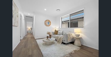 Brand New Executive Home - Photo 3