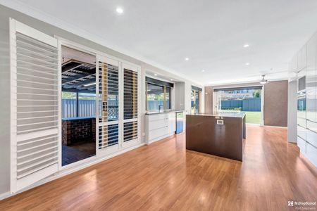 16 COMPASS CLOSE, Salamander Bay NSW 2317 - House For Rent | Domain - Photo 3