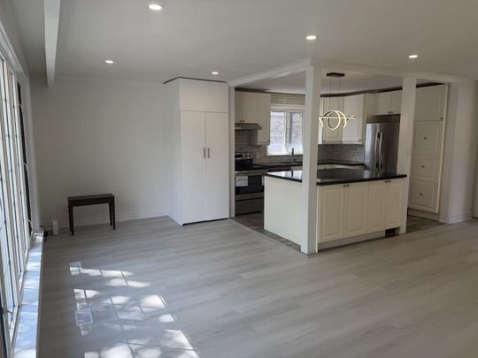 For Lease - 517 Lynett Crescent, Richmond Hill, Ontario - Photo 1