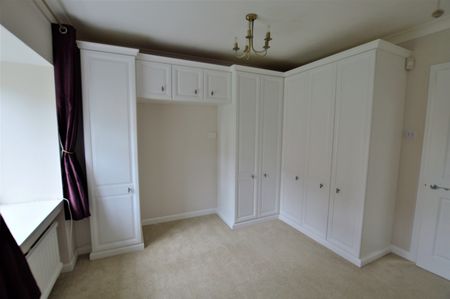 Portarlington Close, Bournemouth, Dorset, BH4 - Photo 5