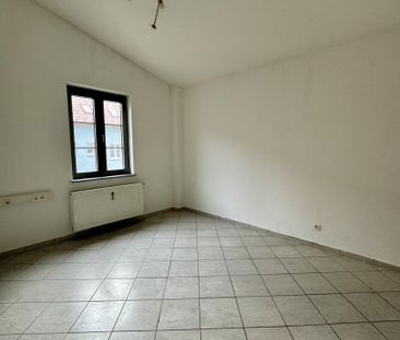 Schöne, helle 3 Zimmer Mietwohnung, würde auch als Büro vermietet w... - Photo 2