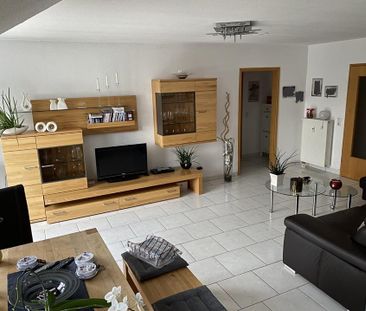 2-Zimmer Dachgeschosswohnung in Brechten - Photo 1