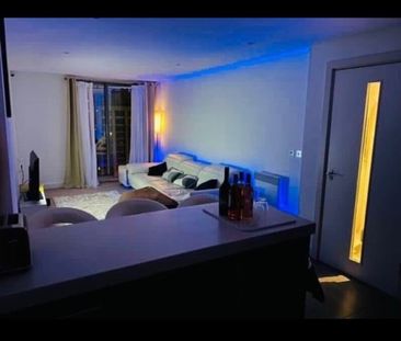 1 Bed Flat, Orion Building, B5 - Photo 1