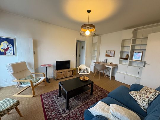 À LOUER – T2 MEUBLÉ de 43 m², Rue du Molinel, Lille-Centre réf 1530-1 - Photo 1