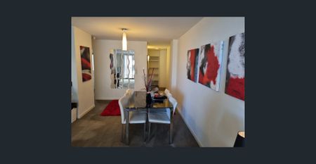 FURNISHED APARTMENT WITH RIVERVIEW, POOL, GYM ETC.. - Photo 3