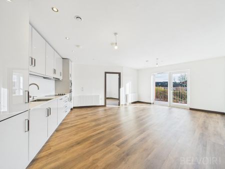 2 bedroom flat to rent - Photo 2