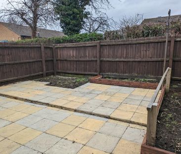 2 bedroom terraced bungalow to rent - Photo 2