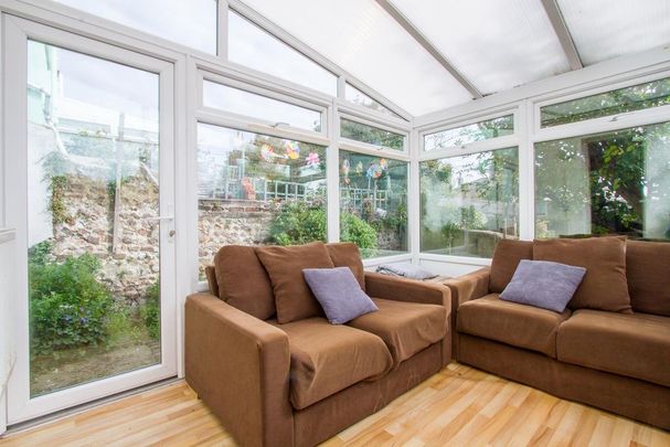 5 bedroom terraced house to rent - Photo 1