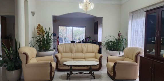 Noble Park - Photo 2