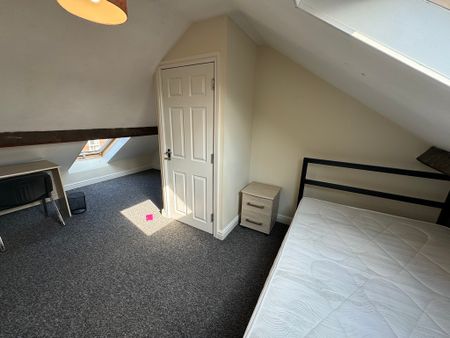 Siward Street, Hull Road - P1876 - Photo 5