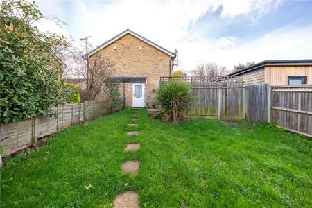 1 bedroom end of terrace house to rent - Photo 5