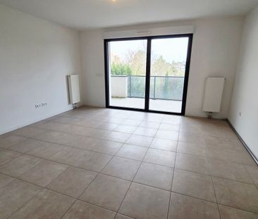 Location Appartement 3 pièces 63m² ORLEANS 45100 - Photo 2