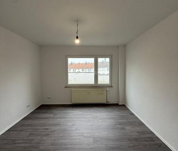 Komplett renoviert! 3-Zimmer-Wohnung in Wuppertal-Elberfeld (Nordst... - Photo 1