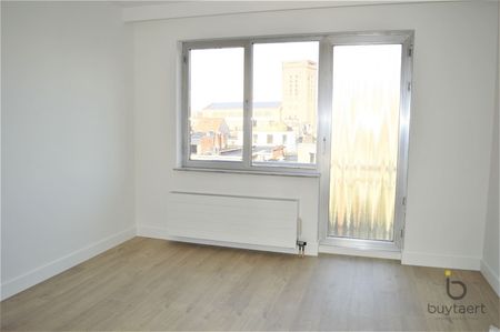 Gerenoveerd twee slaapkamer appartement met prachtig zicht en terrassen! - Foto 5