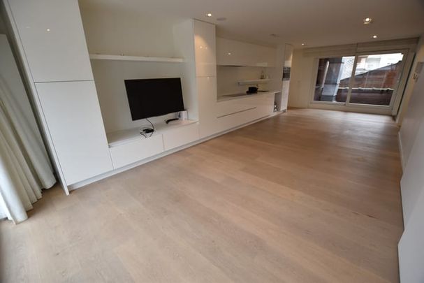 Appartement te huur - Photo 1