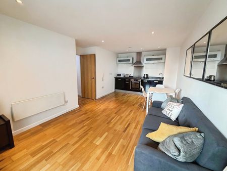 2 bedroom apartment to rent - Photo 5