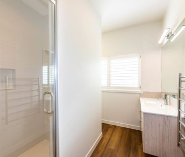 Barn Like Executive Home - Photo 6