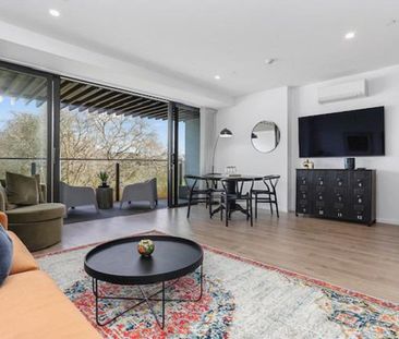 Fully Furnished luxury apartment - Photo 5