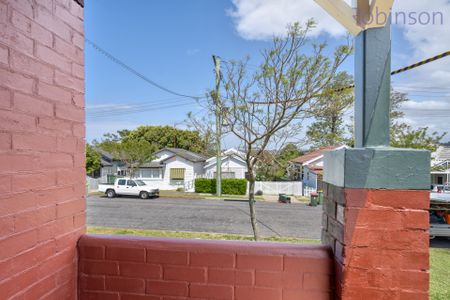 Two bedroom home on large block in quiet street - Photo 5