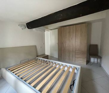 Mansarda ottimo stato, 28 m², Centro Storico, Modena - Photo 1