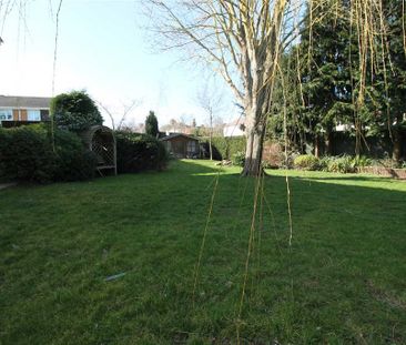 3 bedroom semi-detached house to rent - Photo 3