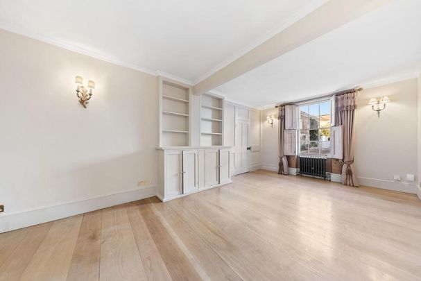 2 bedroom end of terrace house to rent - Photo 1