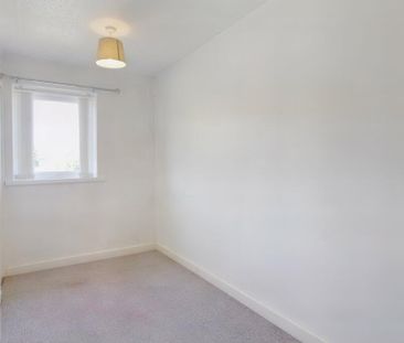 3 Bed Semi-Detached House, Beckhampton Road, NG5 - Photo 4