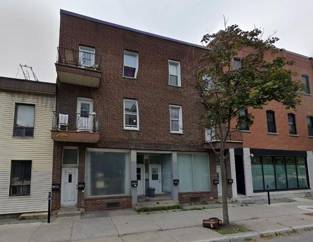 3 CH - 1 SDB - Montréal - $1,800 /mo - Photo 1