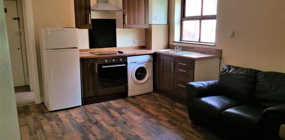 1 bedroom flat to rent - Photo 2