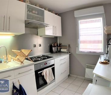 Location Appartement 2 pièces 48m² L ISLE JOURDAIN 32600 - Photo 4