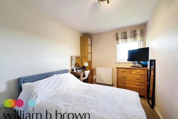 Chelmer Road - Photo 1