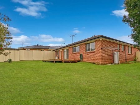 “FAMILY HOME AVAILABLE MID NOVEMBER” - Photo 5