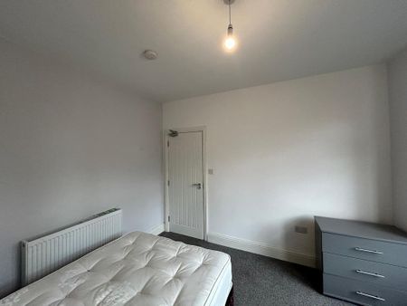 3 bedroom house share to rent - Photo 3