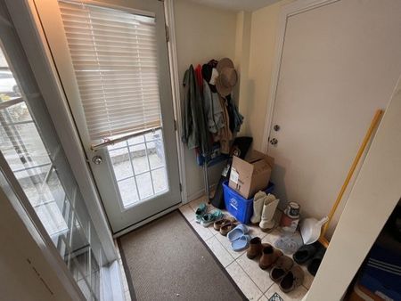 10 Collingwood, Unit A, Kingston ON - Photo 2
