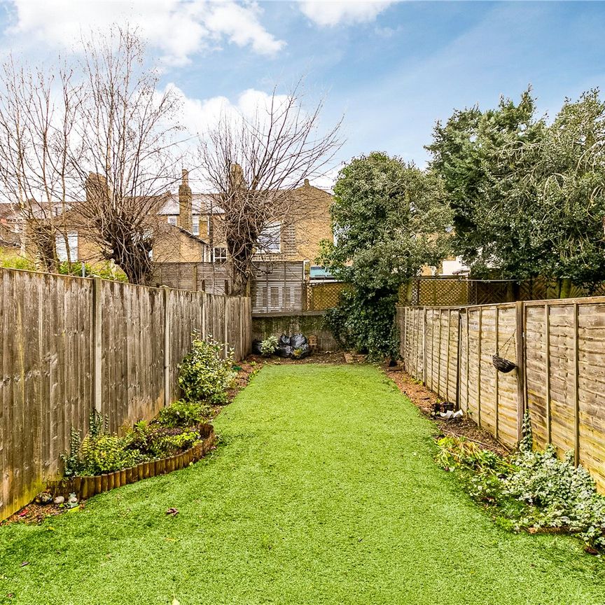 Woodbourne Close, Streatham, SW16, London - Photo 1